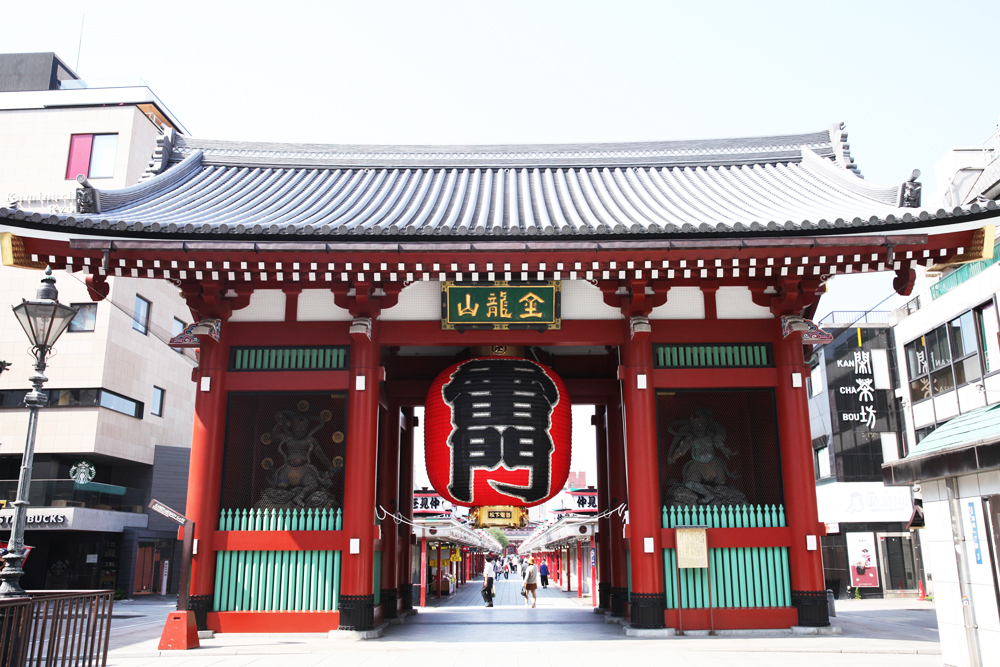 Kaminari-mon Gate